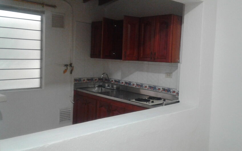 EDF. VELEZ APTO. 102