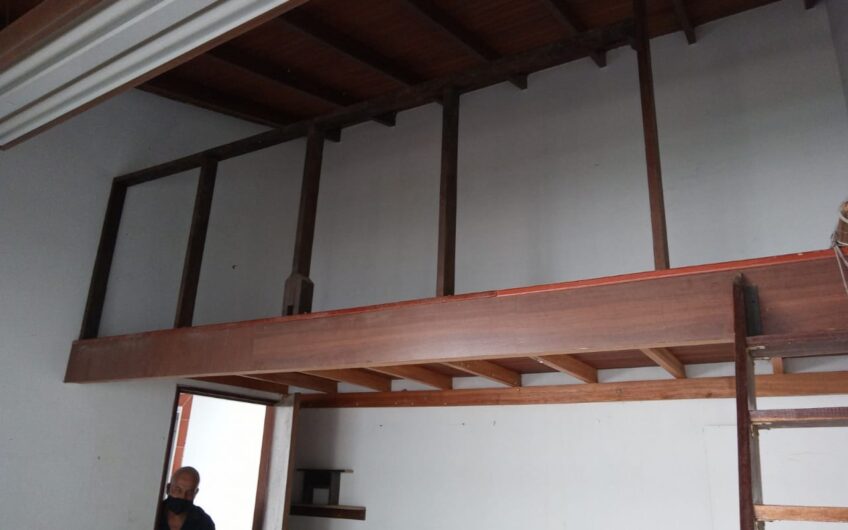 OFC. CASA EXITO $ 1.300.000