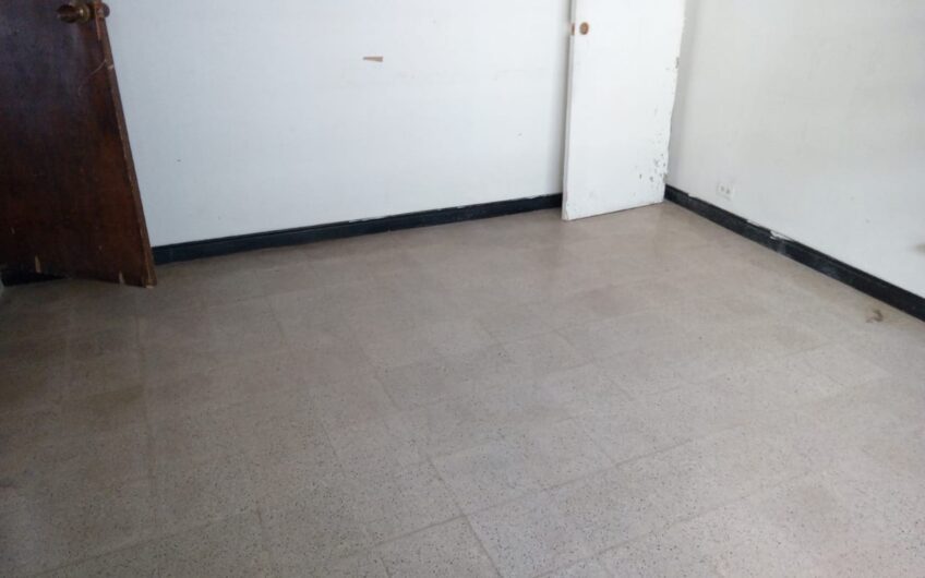 OFC. CASA EXITO $ 1.300.000