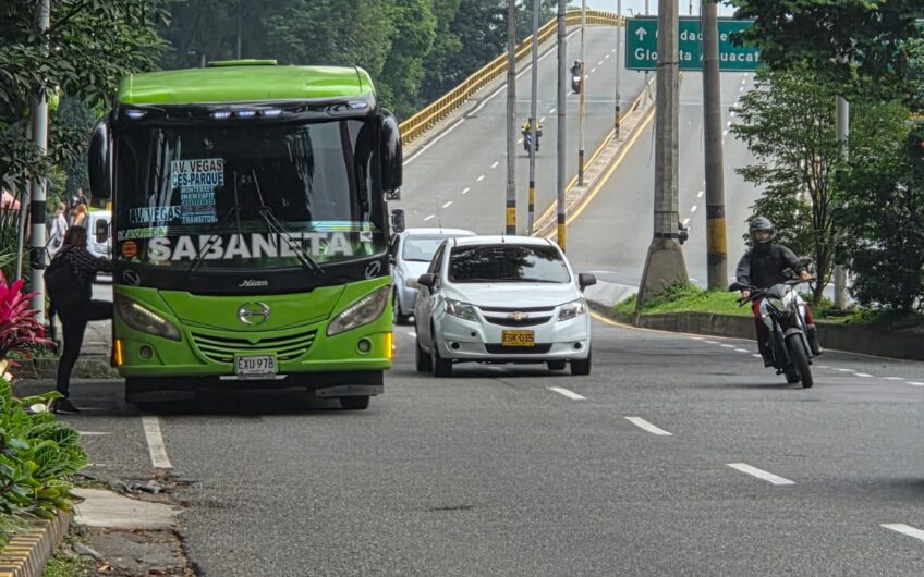 EXITOAIRES LOC.2 $ 7.500.000 Carrera 48 #16-SUR 43