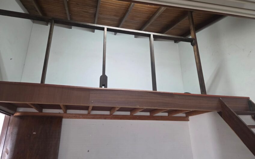 OFC. CASA EXITO $ 1.300.000