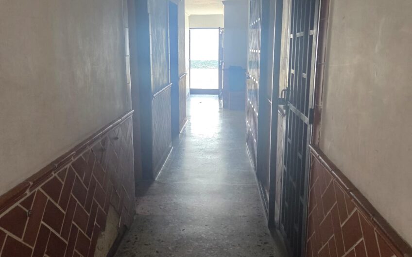 OFC. CASA EXITO $ 1.300.000