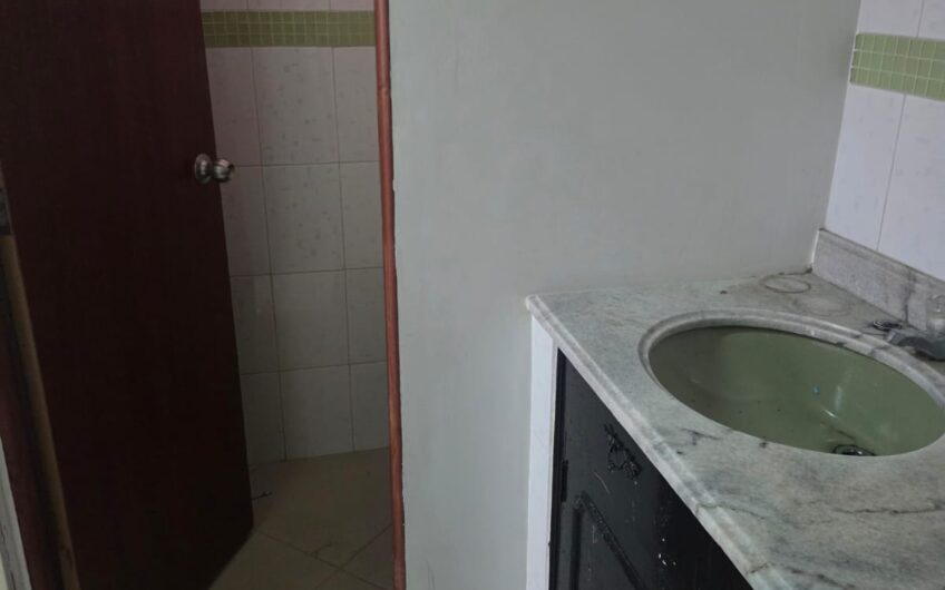 OFC. CASA EXITO $ 1.300.000